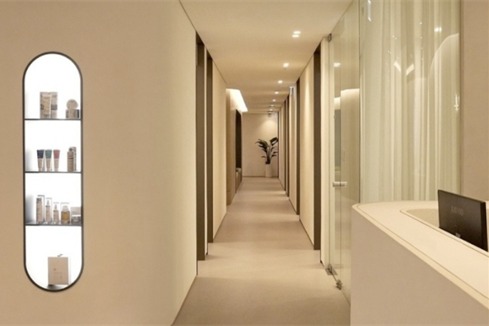 奥嘉娜皮肤科走廊