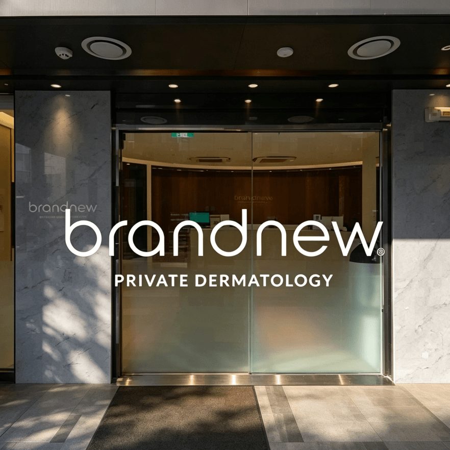 韓国のBrandNew皮膚科の2026年版価格表|Dcard/PTTがチョンダム地区で人気のある注射治療を強く推薦しています。輪郭形成用の注射やヒアルロニック酸注入、フラセオレッド注射などの価格が一括で公開されています。 - 韩国医美中心 Brand New皮膚科チョンダム洞診所以外観、日新ビル4階に位置しています