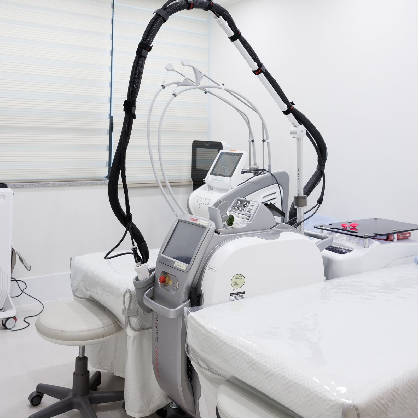 Design of the waiting area at Jeju Lianyan Dermatology