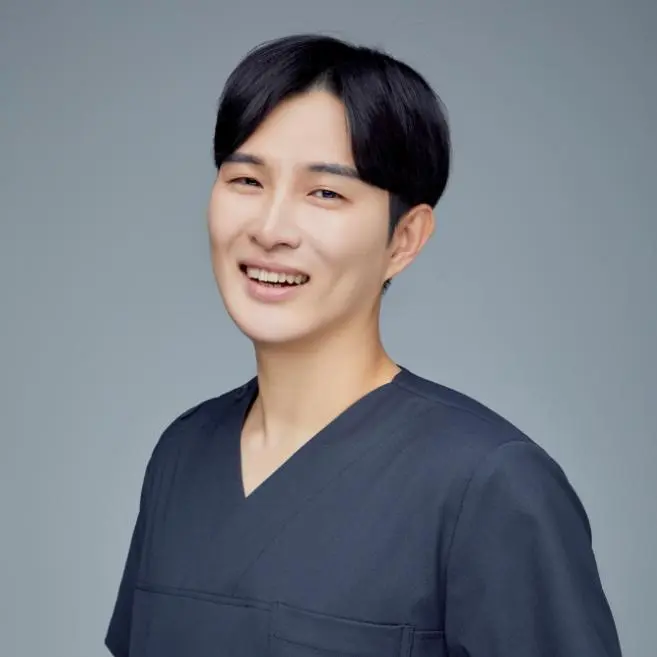 더 리프트 강동재 원장, 피부과 전문의