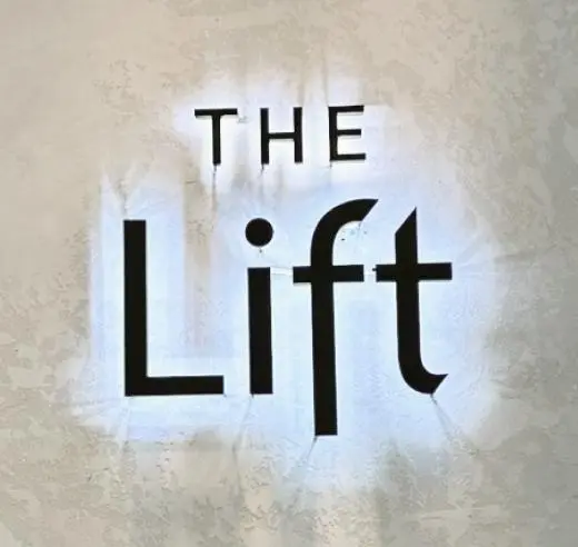 제주도 The Lift 써마지 시술 가격표 2026년 최신 버전 | Dcard/PTT에서 모두 궁금해하고 있습니다: 제주도에서 써마지 시술을 받으면 정말 서울보다 저렴한가요? 써마지 시술 비용은 120만 원부터 시작하며, 실제 시술 후 결과도 확인할 수 있습니다.